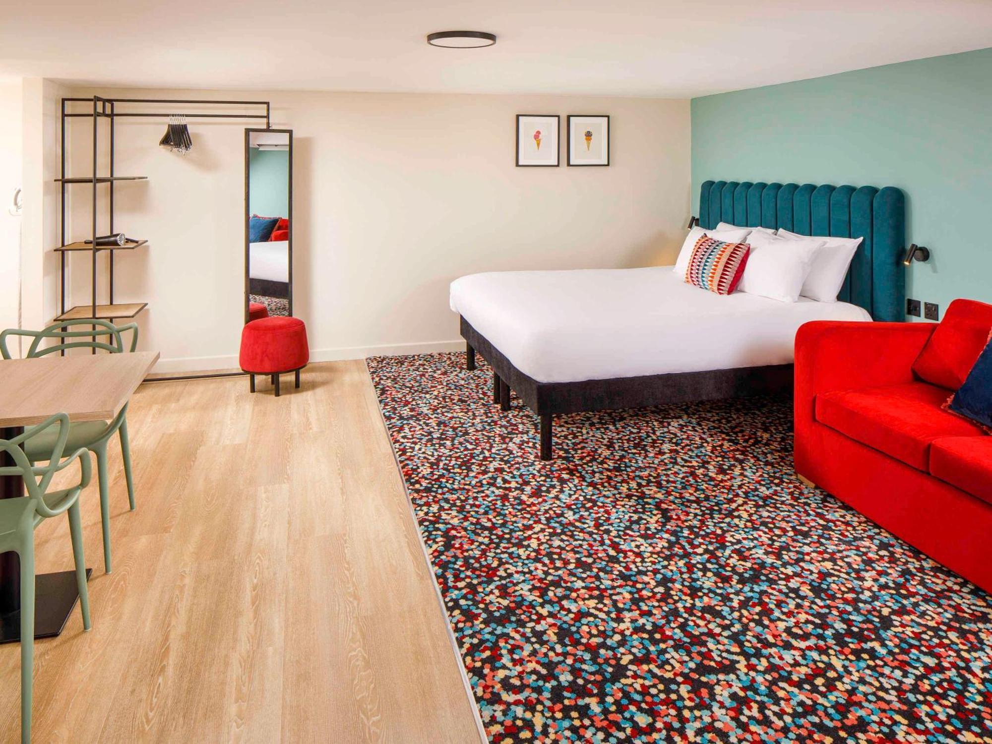 Ibis Styles Bournemouth 호텔 외부 사진