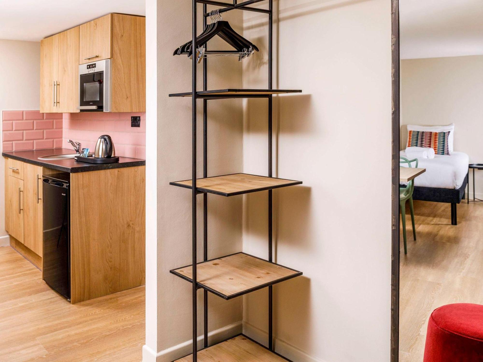 Ibis Styles Bournemouth 호텔 외부 사진